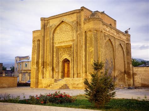  Shahzadeh Yahya Mausoleum, một kiệt tác kiến trúc Seljuk ẩn hiện giữa lòng thành phố Shiraz!